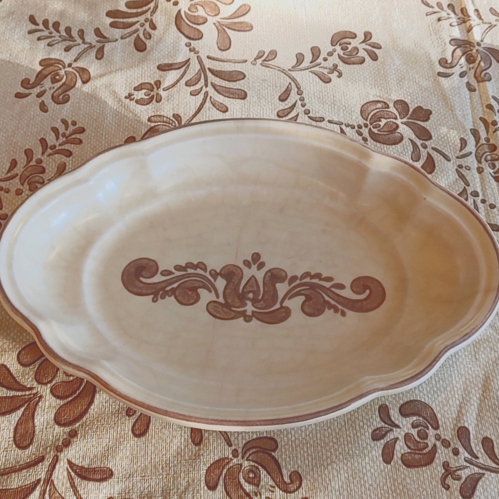 Pfaltzgraff Village Oval Dish